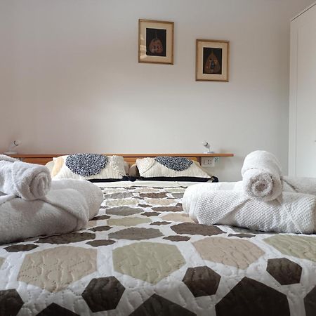 Le Sorgenti Guest House Ilbono Esterno foto