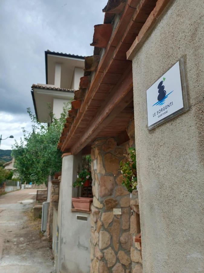 Le Sorgenti Guest House Ilbono Esterno foto